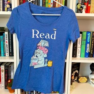 Out of Print Bookish Elephant & Piggie Read Women’s Scoop T-Shirt, Size L